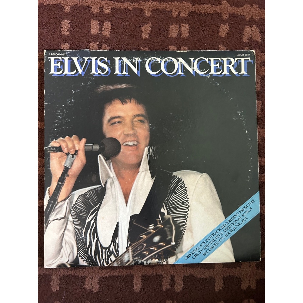 Elvis Presley Elvis In Concert 1977 RCA 2-LP Vinyl Record Set APL2-2587